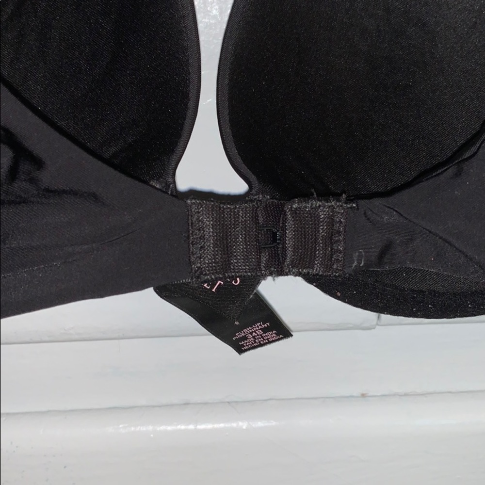 VS BRA - Picture 4 of 4